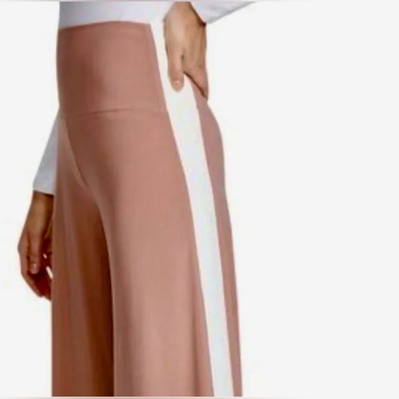 Revolve Norma Kamali Chic Two-Tone Wide-Leg Elephant Pants - Picture 3 of 12